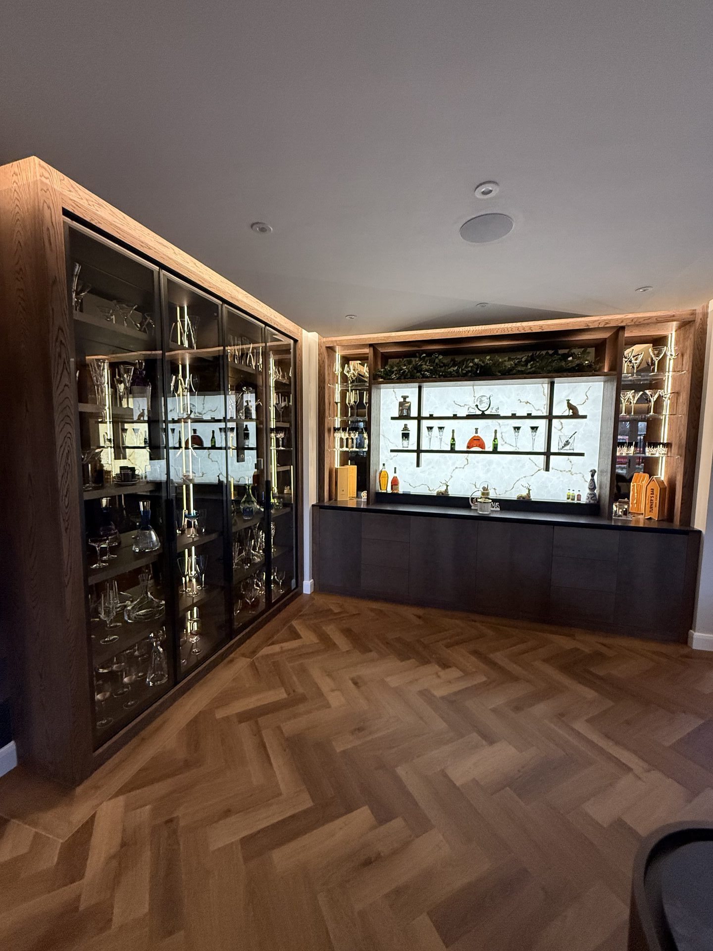 Bespoke fitted home bar Wilmslow Cheshire — Hafferty Interiors